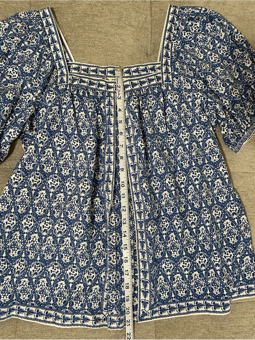 Max Studio Blue Floral Print Peasant Top - Picture 7 of 9